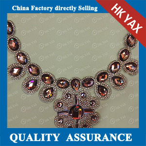 YAX-D011 Fashion Glass Stone Patches