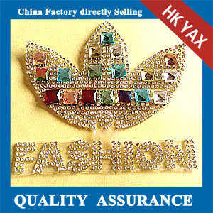 Yax-B012 China low price rhinestone patches