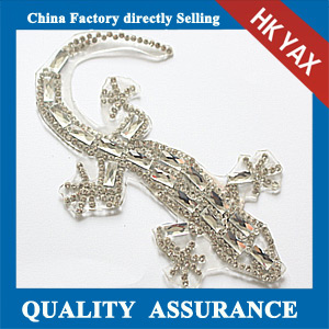 Yax-C040 gecko shape chaton transfer motifs